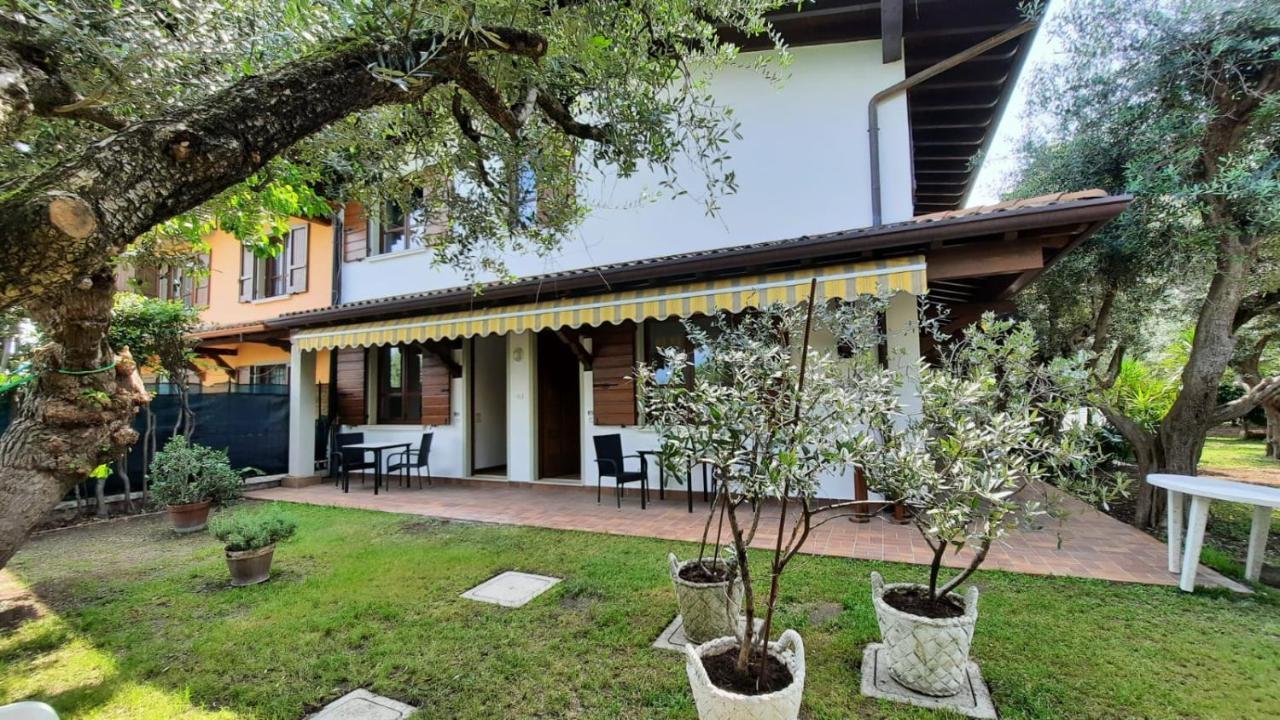 Elisa Holidays Apartments Puegnago del Garda Exterior photo
