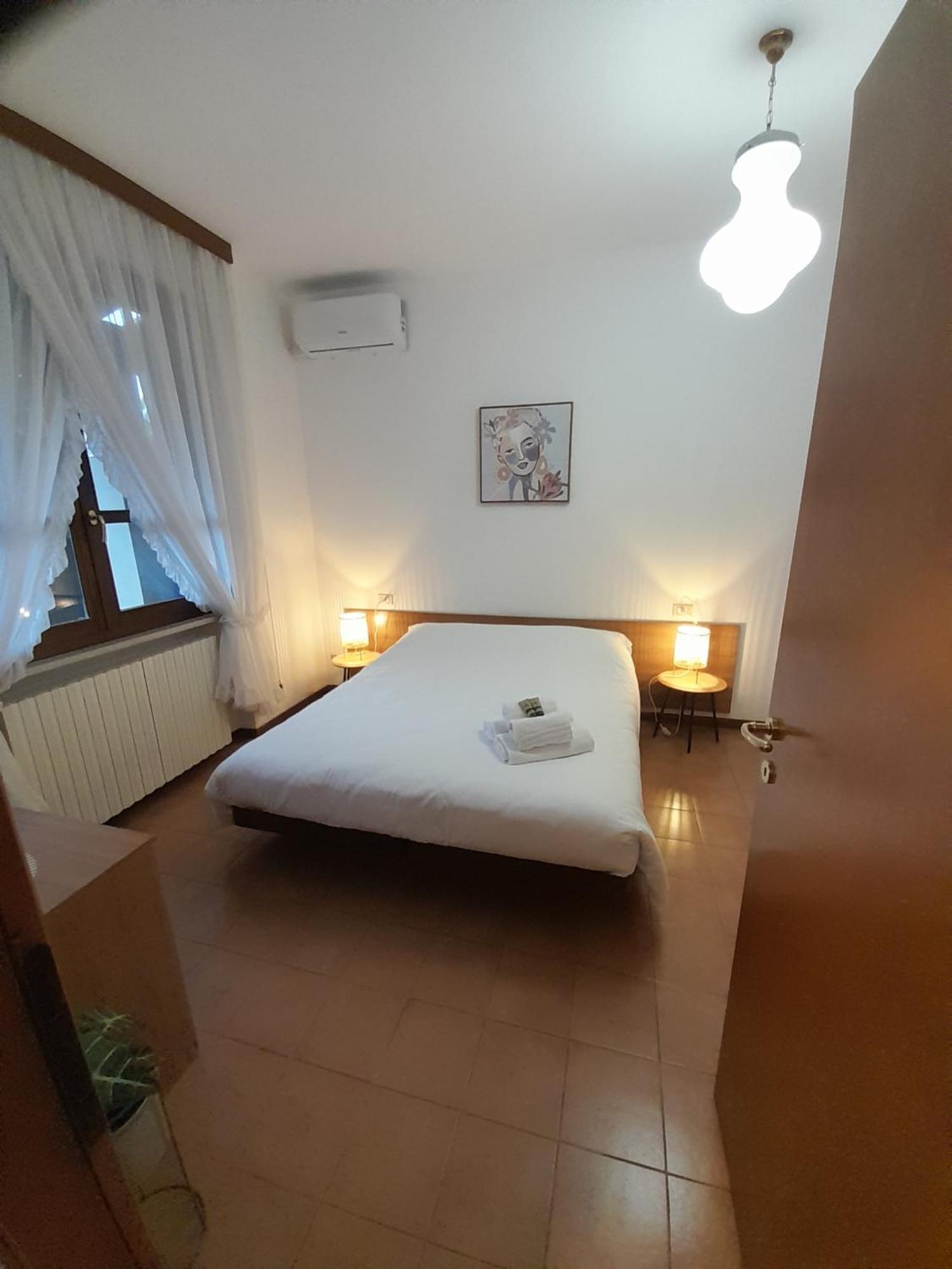 Elisa Holidays Apartments Puegnago del Garda Exterior photo